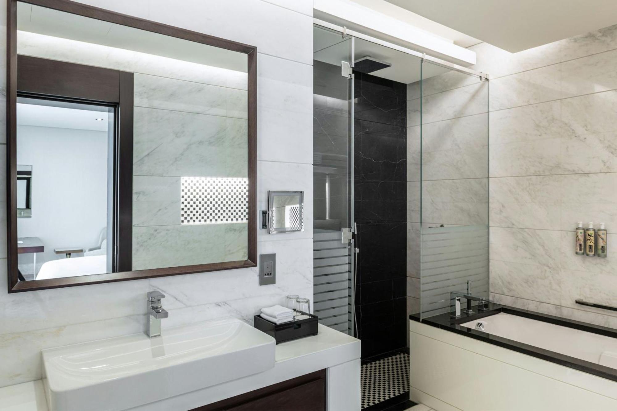 Hotel Grand Millennium Business Bay