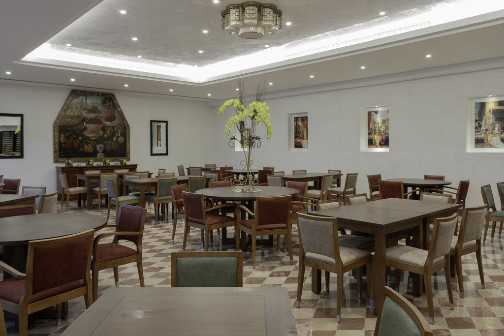 Grand Millennium Business Bay Hotel